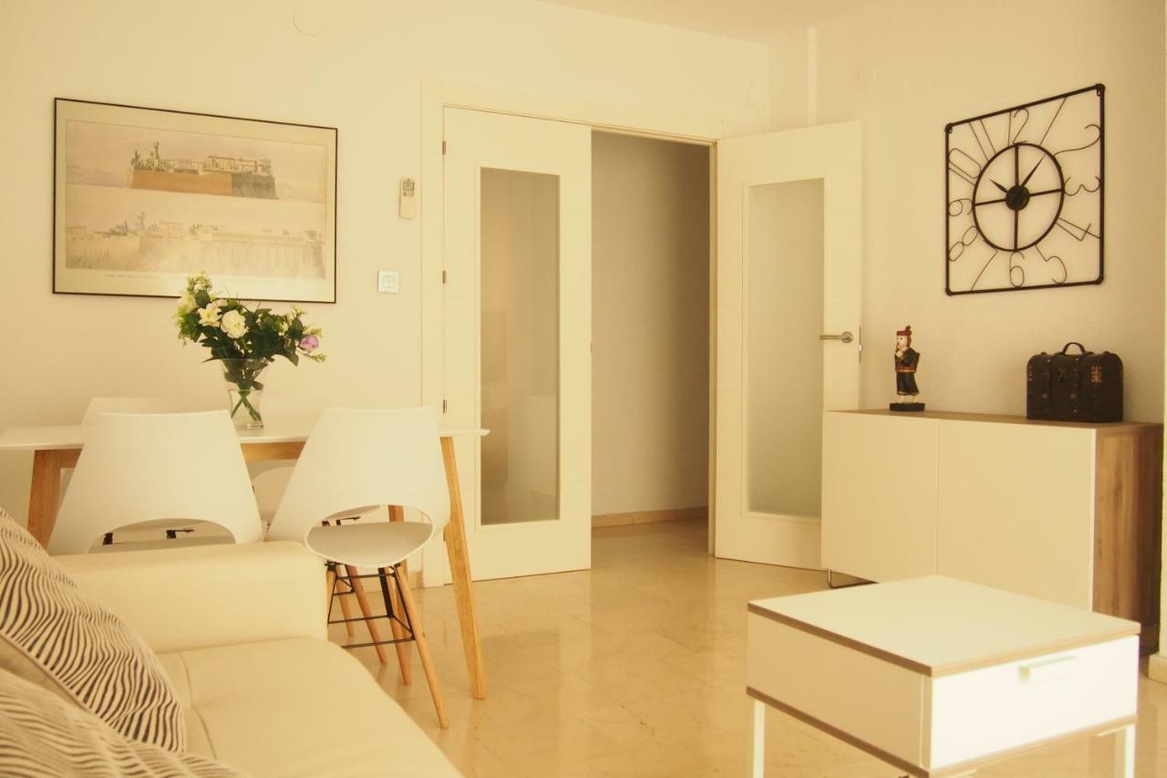 Vero Granada Y Parking En El Edificio Εξωτερικό φωτογραφία